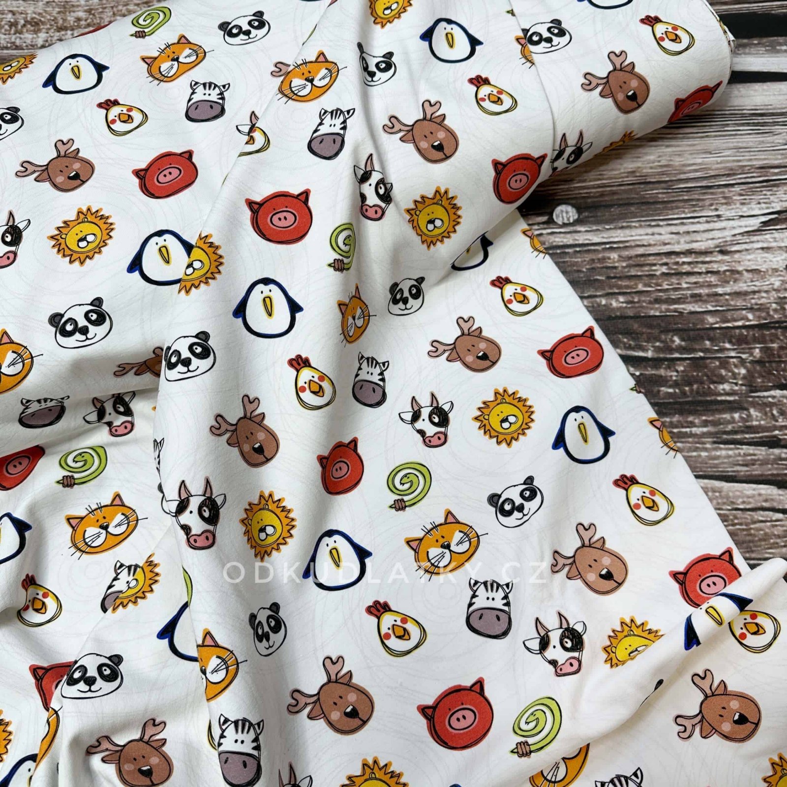DESIGNOVÝ ÚPLET: Zvířátka a kruhy