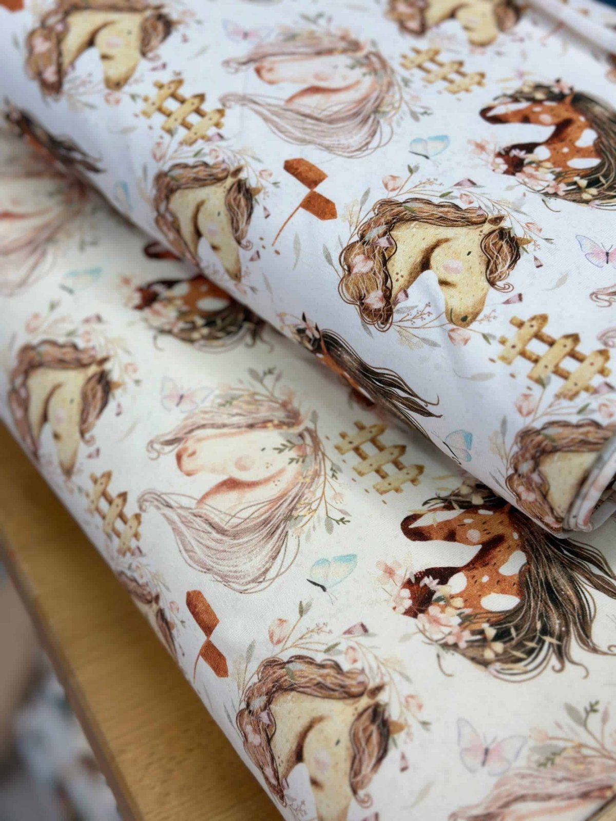 DESIGNOVKA - Koníci a motýlci - Obrázek 2