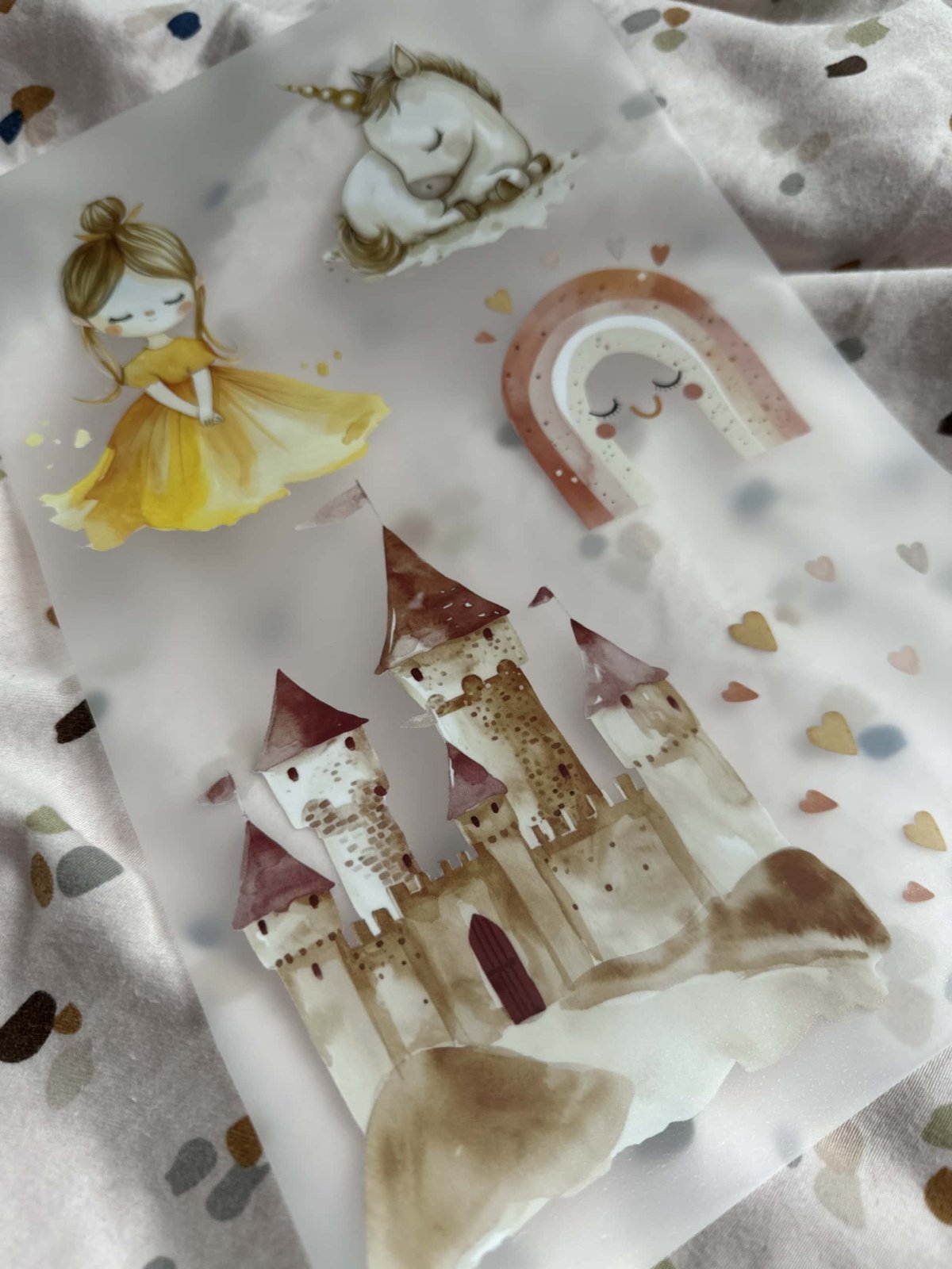 N72 NAŽEHLOVAČKY NA OBLEČENÍ: Žlutá princezna, duha, hrad a jednorožec, A4 - Obrázek 3