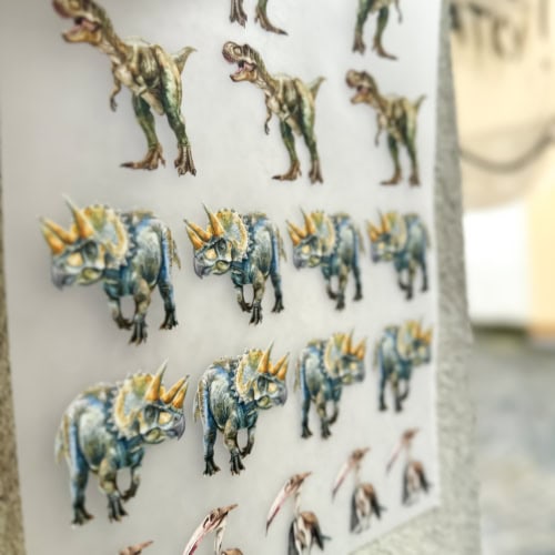 N30 NAŽEHLOVAČKA NA OBLEČENÍ: Dinosauři, SÉRIE