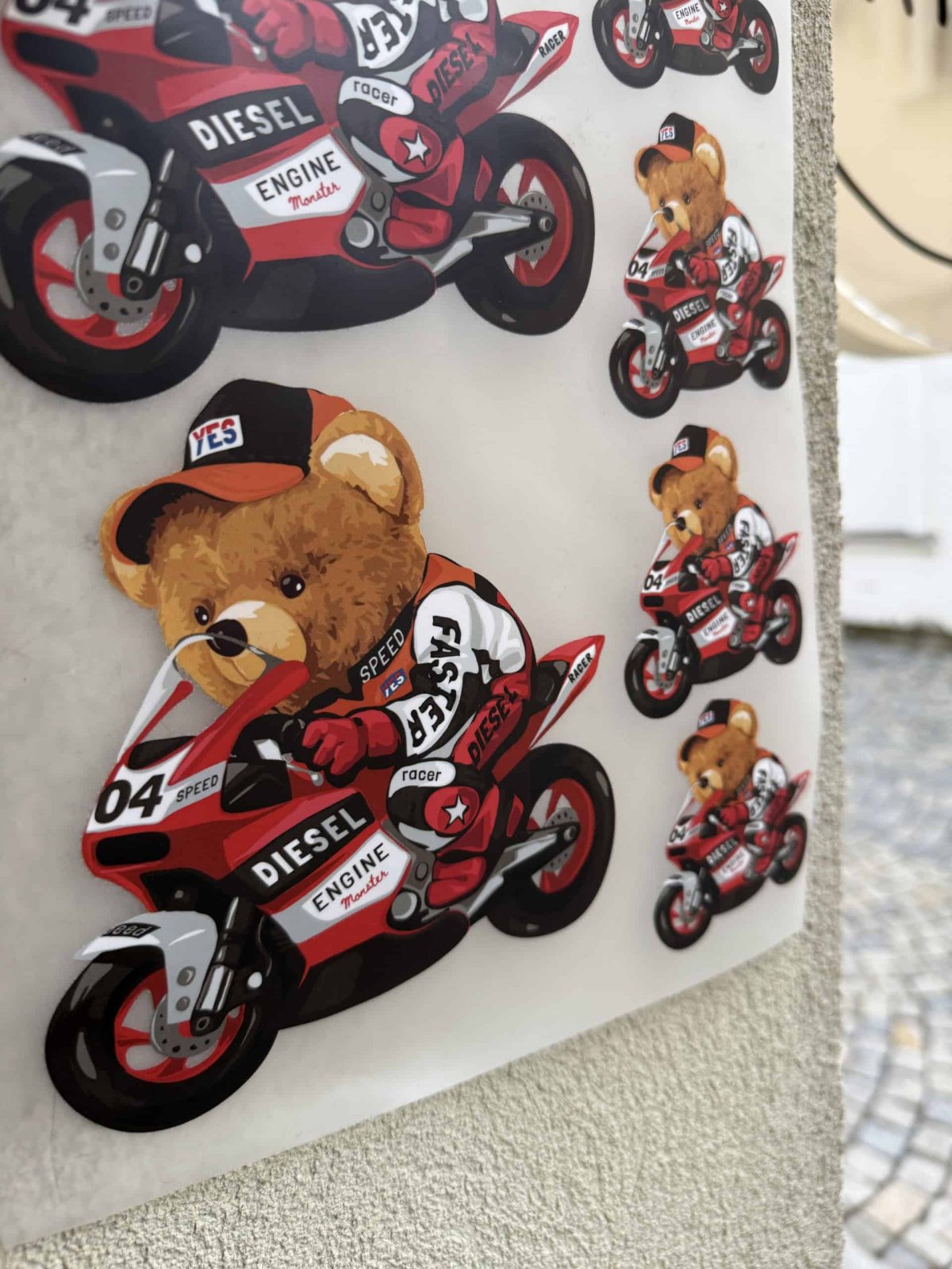 N141 NAŽEHLOVAČKA NA OBLEČENÍ / NAŽEHLOVACÍ OBRÁZKY: Medvěd motorkář - Obrázek 2