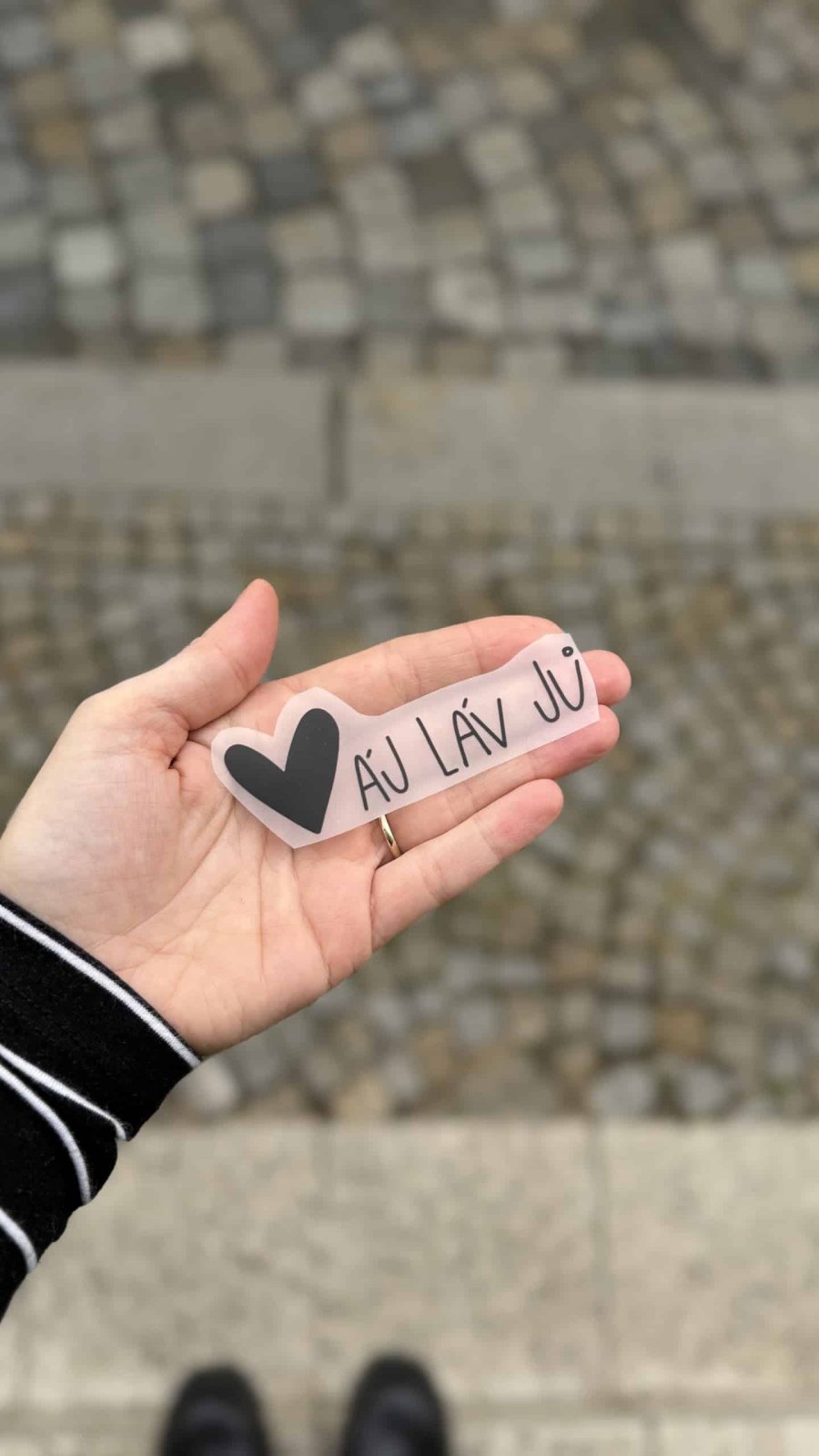 AV10 AUTORSKÁ NAŽEHLOVAČKA NA OBLEČENÍ / NAŽEHLOVACÍ OBRÁZKY: Valentýn - Aj láv jů
