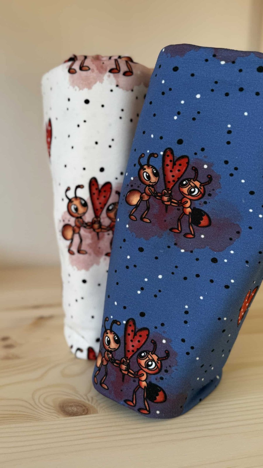 AUTORSKÝ VZOR: Zamilovaní mravenci, jeans modrá - Obrázek 3